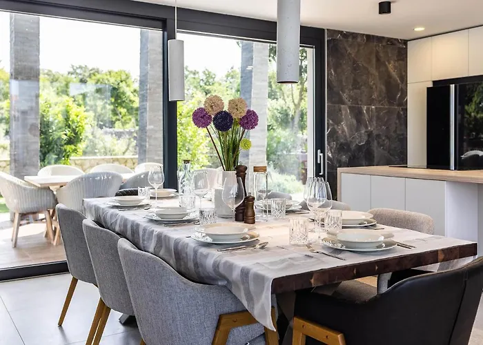 וילה First Eternity *